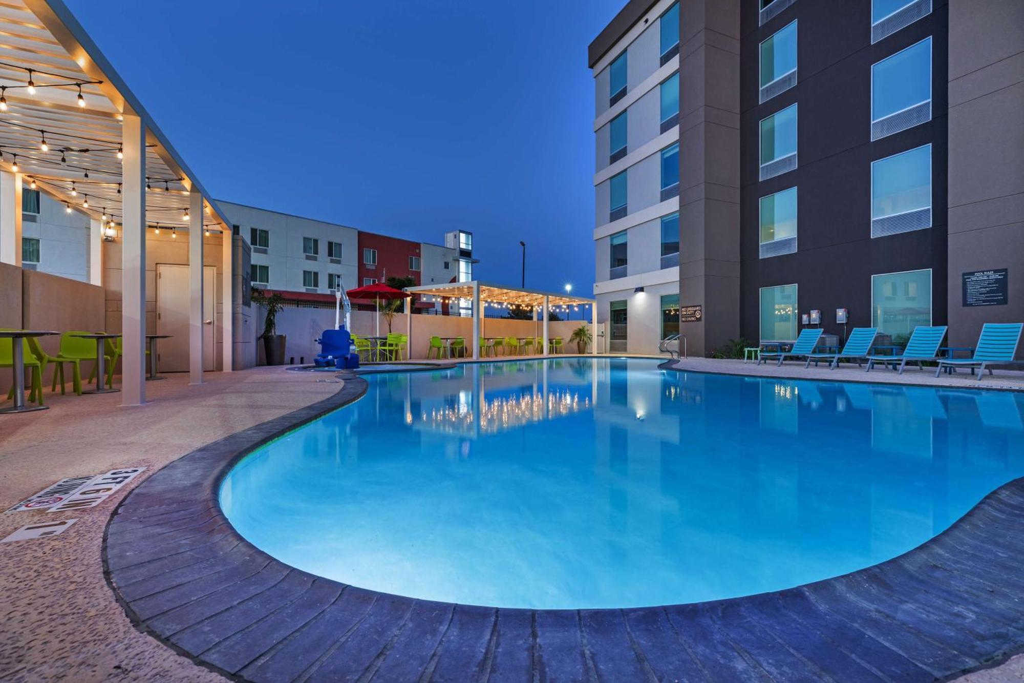 Hotel Tru By Hilton Laredo Airport Area, Tx Zewnętrze zdjęcie